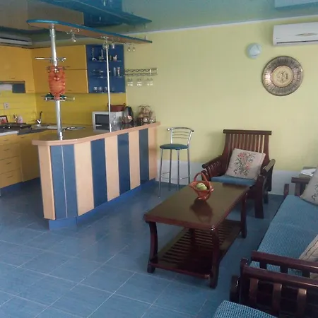 Odessa Villa